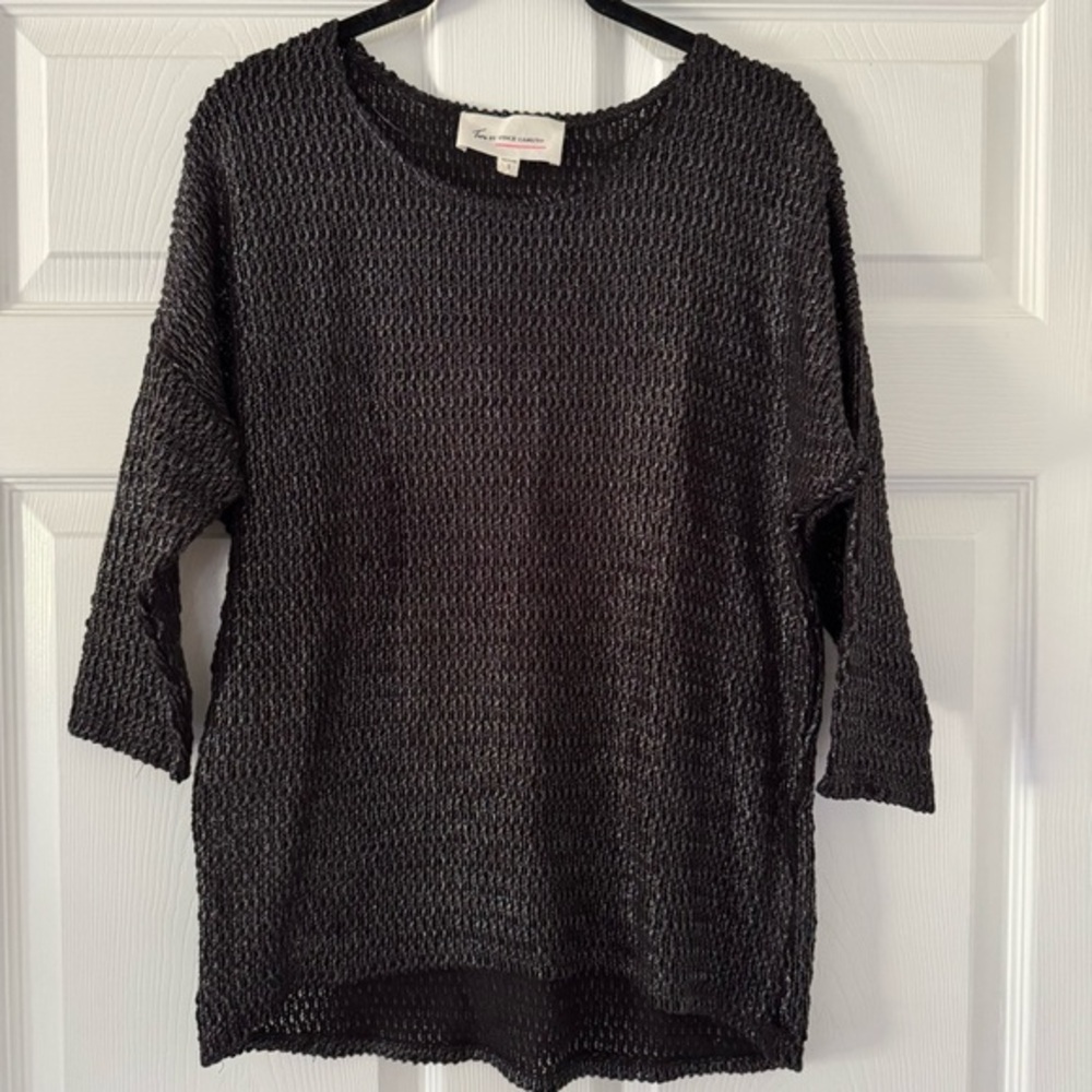 TWO BY VINCE CAMUTO BLACK AND SILVER KNIT SCOOP NECK SWEATER